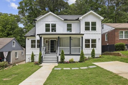 1755 Emerald Ave Sw, Atlanta, GA, 30310-1511 | Card Image