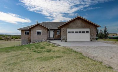 95051 Township Road 722, House detached with 5 bedrooms, 3 bathrooms and null parking in Beaverlodge AB | Image 2