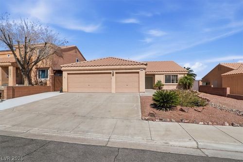 945 Stetson Dr, Henderson, NV, 89002-9580 | Card Image