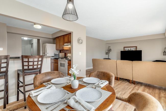 APT-5 - 1693 Riverside Dr, Condo with 2 bedrooms, 2 bathrooms and null parking in Rochester Hills MI | Image 9