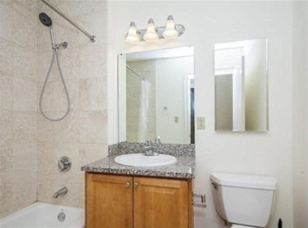 Residential Lease in Boston 5