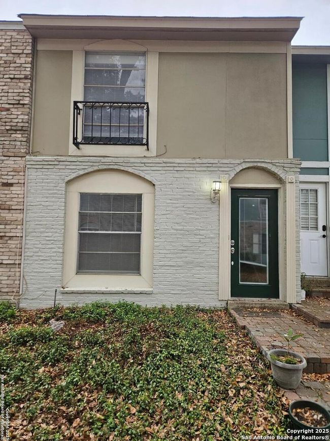 APT-304 - 2811 Woodbury St, Townhouse with 2 bedrooms, 2 bathrooms and null parking in San Antonio TX | Image 15