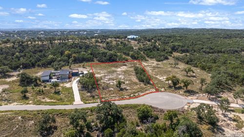 910 Blueridge Vw, Canyon Lake, TX, 78133-0051 | Card Image