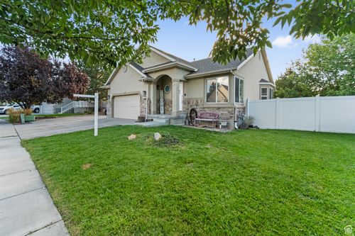 5525 Hampton Way, Stansbury Park, UT, 84074-8128 | Card Image