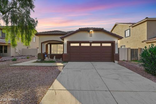 8109 W Globe Ave, Phoenix, AZ, 85043-1546 | Card Image