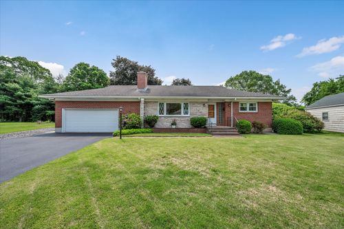 6 Woodlawn Dr, Cromwell, CT, 06416-1415 | Card Image
