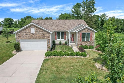 1835 Bent Creek Dr, Lancaster, OH, 43130-7595 | Card Image