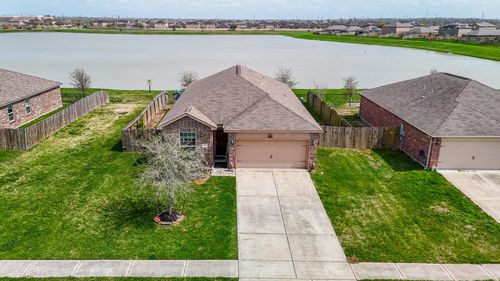 9803 Garnet Grove Dr, Rosharon, TX, 77583-3499 | Card Image