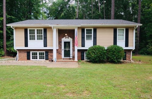 729 Marrow St, South Hill, VA, 23970-2805 | Card Image
