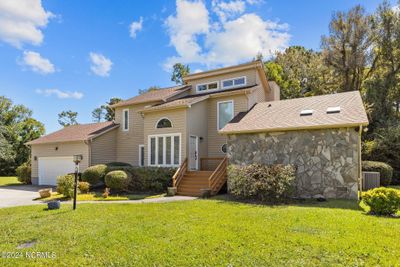 312 Eastchester Dr | Image 1