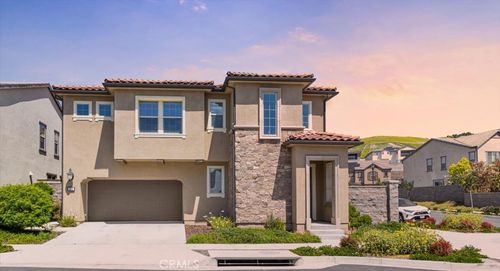 1901 Aliso Canyon Dr, Lake Forest, CA, 92610-3004 | Card Image