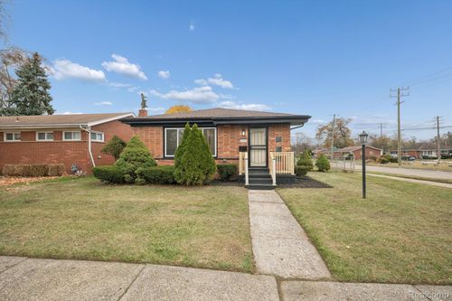 20500 Sunderland Rd, Detroit, MI, 48219-1401 | Card Image