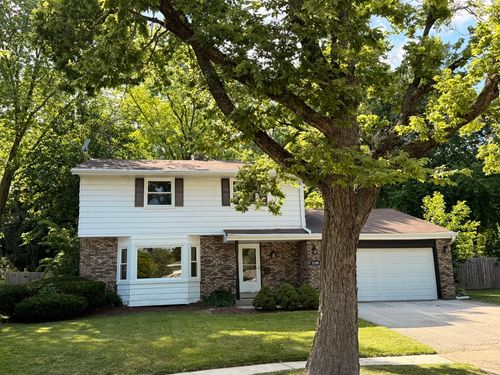 2108 Cardinal Ct, Waukesha, WI, 53186-2610 | Card Image