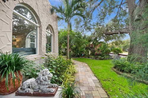 1-325 49th St N, ST PETERSBURG, FL, 33710-8223 | Card Image