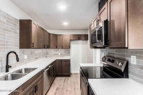 2601 E Warwick Vista, Tucson, AZ, 85713 | Card Image