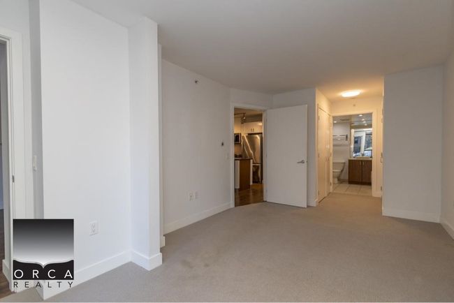 105 - 175 W 1 St Street, Condo with 1 bedrooms, 0 bathrooms and 1 parking in North Vancouver BC | Image 14