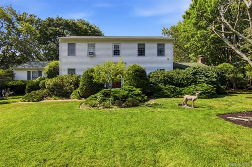 1 Gaul Rd N, Setauket, NY, 11733-3109 | Card Image