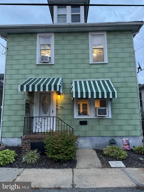 124 Long Ave, ORWIGSBURG, PA, 17961-1710 | Card Image
