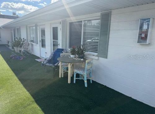 apt-8-525 Manatee Ct, VENICE, FL, 34285-1730 | Card Image