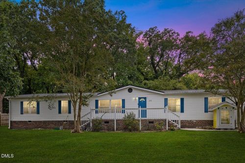 202 Cooper St, Louisburg, NC, 27549-2712 | Card Image