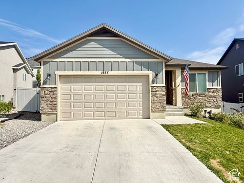1666 W Foxberry Rd, Santaquin, UT, 84655-4608 | Card Image