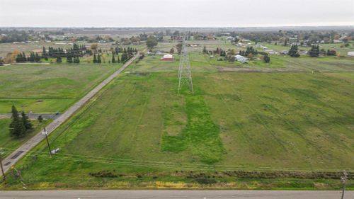 12291 Hobday Rd, Wilton, CA, 95693-8524 | Card Image