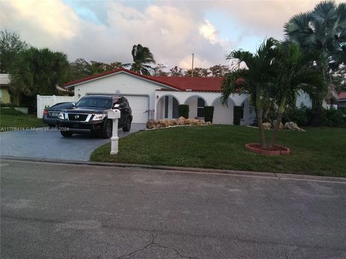 0-1377 Nw 87th Ter, Coral Springs, FL, 33071-6002 | Card Image