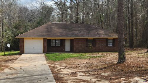 2601 Willow Lake Rd, Fort Valley, GA, 31030-8939 | Card Image