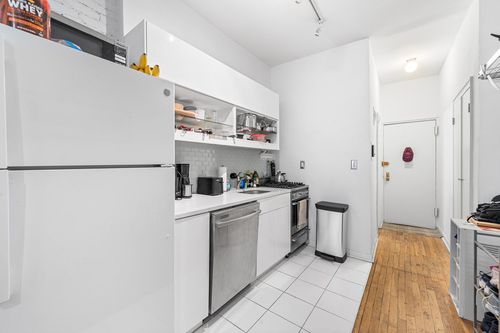 apt-2c-313 E 89th St, New York, NY, 10128-5046 | Card Image