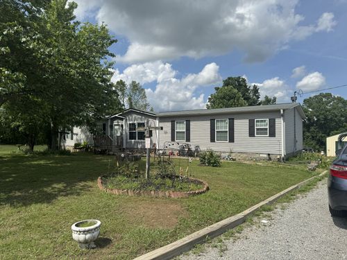 9663 Old Hillsboro Rd, Bon Aqua, TN, 37025-1525 | Card Image