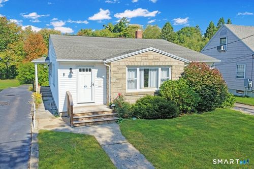 25 Rossi Ave, Pawcatuck, CT, 06379-1326 | Card Image