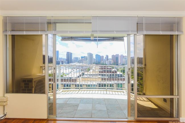 APT-1904 - 1350 Ala Moana Blvd, Condo with 2 bedrooms, 2 bathrooms and 1 parking in Honolulu HI | Image 7