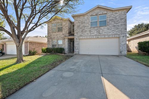 1049 Triple Crown Dr, Fort Worth, TX, 76179-2327 | Card Image