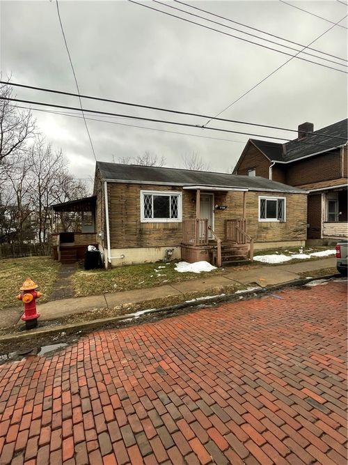 2720 Garbett St, Mckeesport, PA, 15132-5307 | Card Image