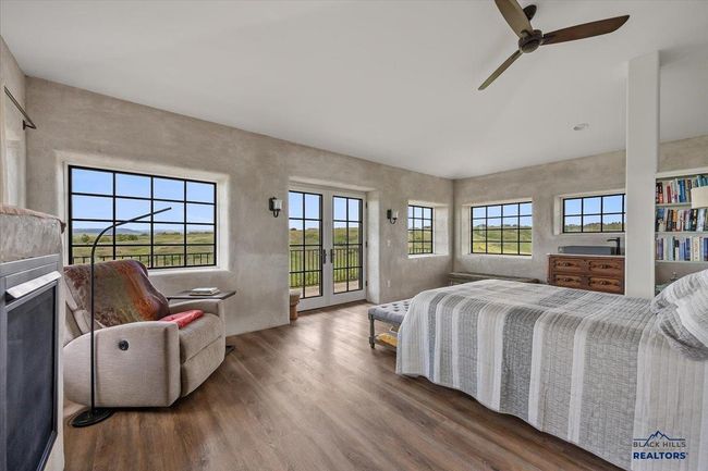 11077 Ridge Rd, House other with 1 bedrooms, 2 bathrooms and null parking in Belle Fourche SD | Image 14