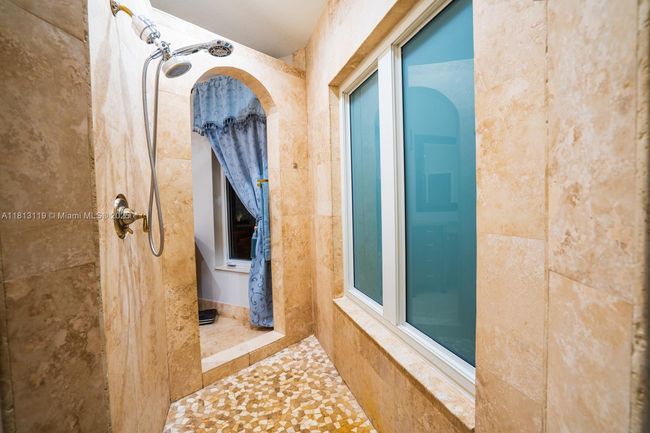5954 74 Th Ter, House other with 5 bedrooms, 5 bathrooms and null parking in Parkland FL | Image 22