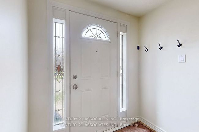 47 - 1616 Haig Blvd, Condo with 3 bedrooms, 2 bathrooms and 1 parking in Mississauga ON | Image 5