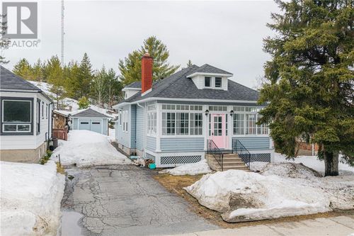 26 Edward Ave, Coniston, ON, P0M1M0 | Card Image