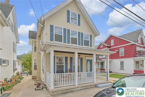 431 Center Ave, Jim Thorpe, PA, 18229-1209 | Card Image