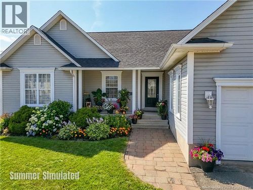 29 Poets Lane, Fredericton, NB, E3B9P8 | Card Image