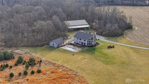 2471 Lower Bellbrook Rd, Sugarcrk Twp, OH, 45370-8769 | Card Image