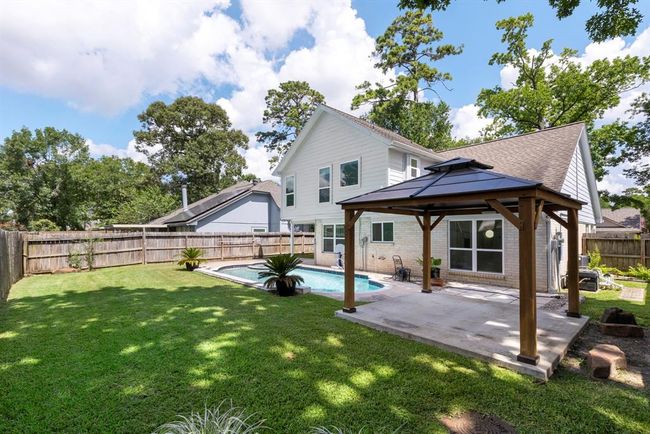 Rare updated and ready for move in, conveniently located near I-45, Grand Parkway, and within minutes of shopping, dining, and entertainment. Hurry to make this dream home yours! | Image 27