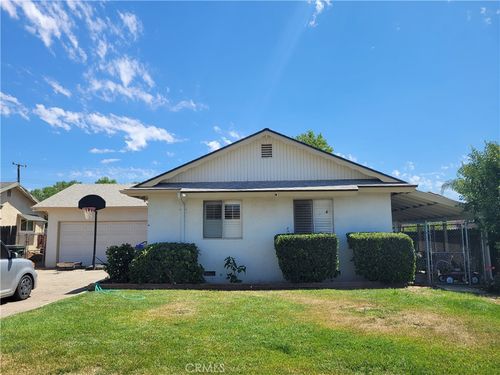 35005 San Carlos St, Yucaipa, CA, 92399-5420 | Card Image