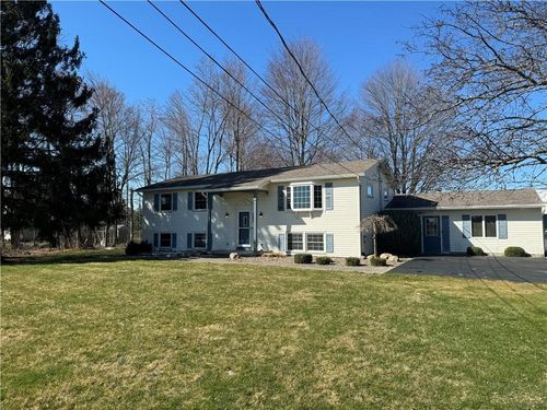 1095 Hamlin Parma Townline Rd, Hilton, NY, 14468-9108 | Card Image