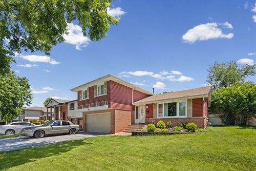 19049 Jonathan Ln, Homewood, IL, 60430-4211 | Card Image