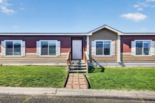 68-200802 E Game Farm Rd, Kennewick, WA, 99337 | Card Image