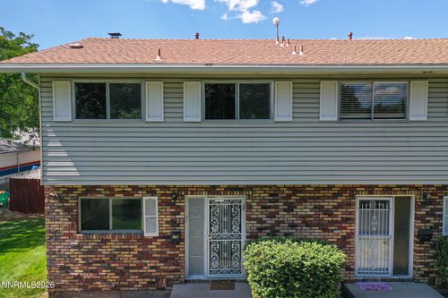 70 Smithridge Park, Reno, NV, 89502-5717 | Card Image