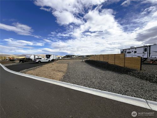 75-1769 Naches Wenas Rd, Selah, WA, 98942 | Card Image