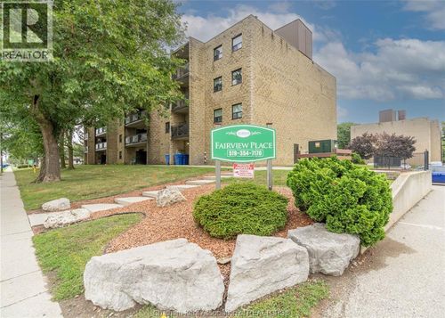 211-140 Park Ave E, Chatham, ON, N7M3V6 | Card Image