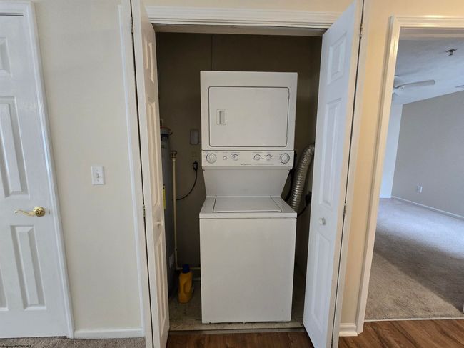 1205 University Commons Dr, Condo with 4 bedrooms, 4 bathrooms and 3 parking in Star City WV | Image 11